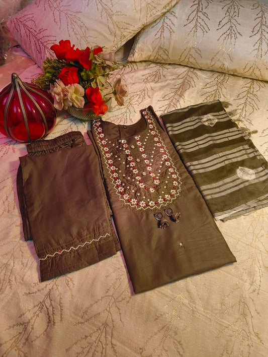Beautiful Embroidered handwork 3piece suit size XL